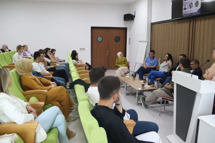 Afetlere Karşı Dirençli Şehirler Panelde Tartışıldı