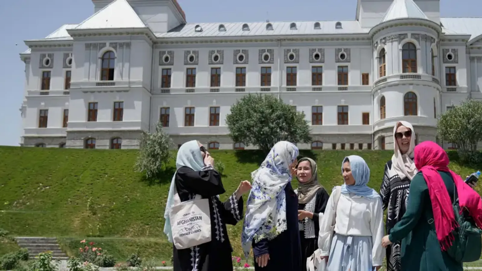 Afganistan: Sosyal Medyada Sansasyonel Seyahat