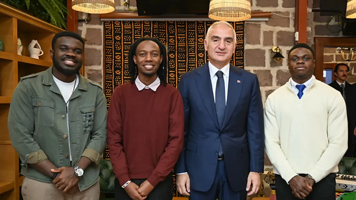 Afrika Kültür Evi’nde El Emeği Ürünler Sergilendi