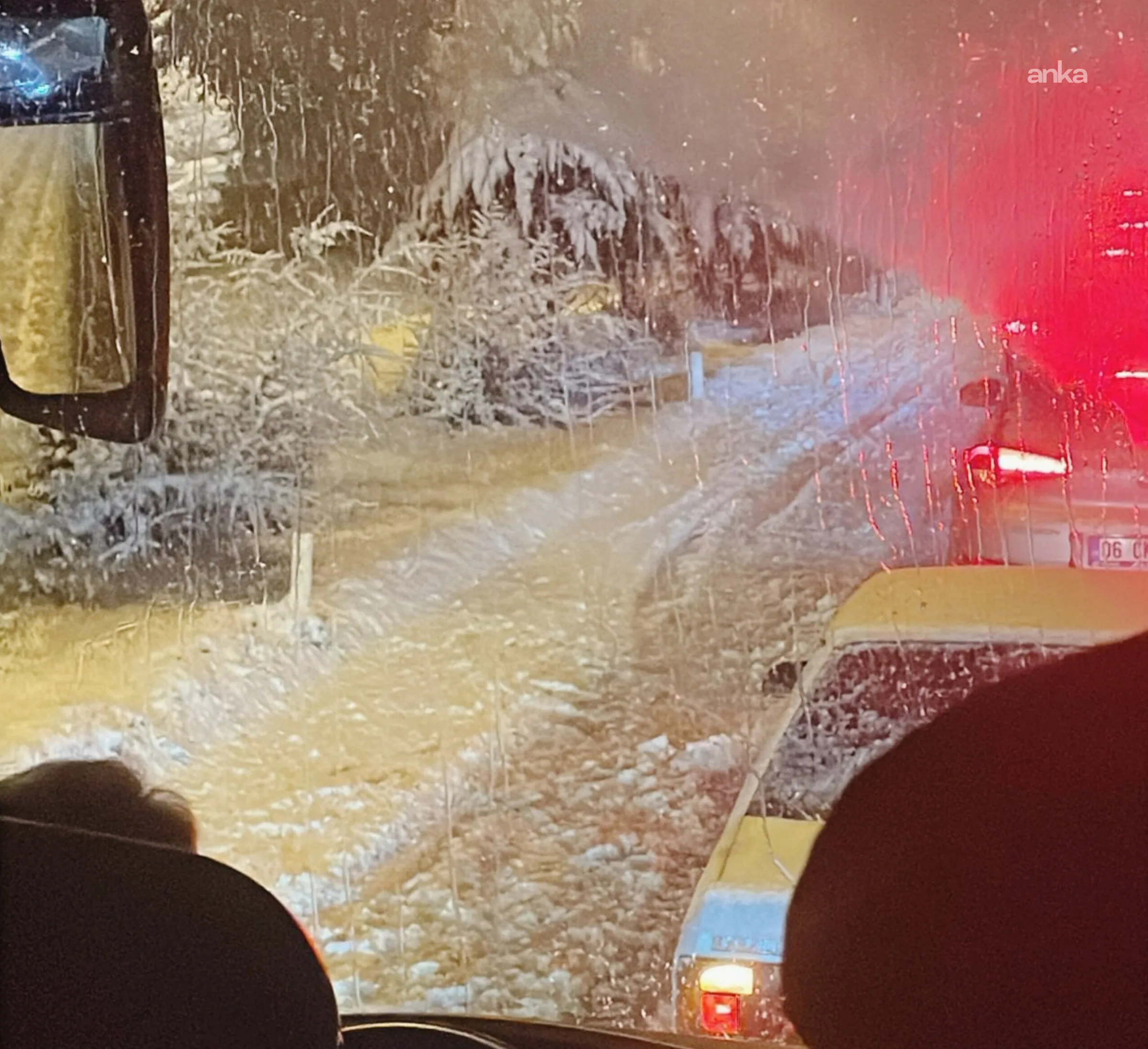 Afyonkarahisar’da Kar Nedeniyle Eğitim Ara Verildi