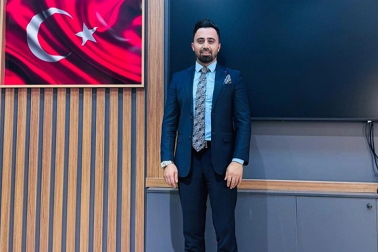 Ağrı’nın En Genç Profesörü: Suat Polat