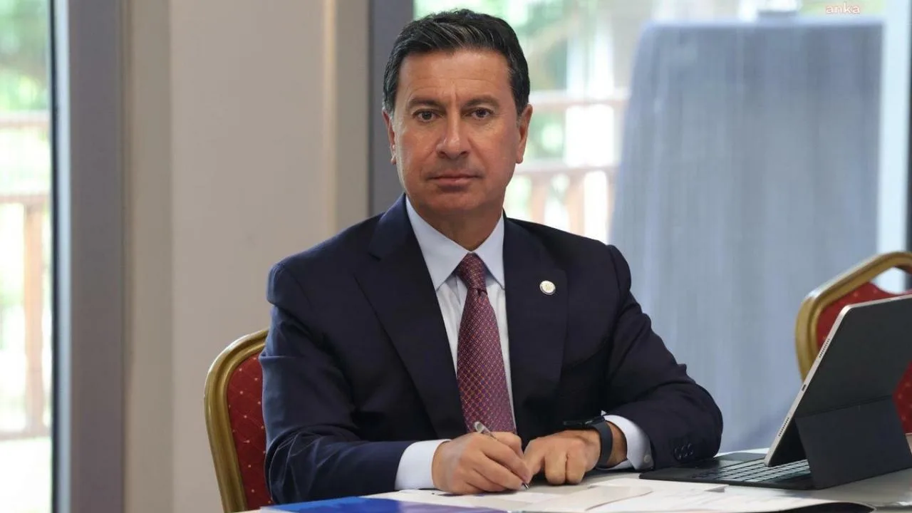 Ahmet Aras, CHP’den istifa edip bağımsız oldu!