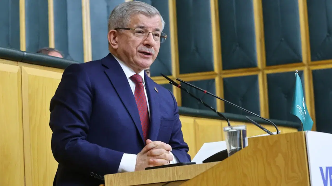 Ahmet Davutoğlu’ndan İran’a Sert Tepki