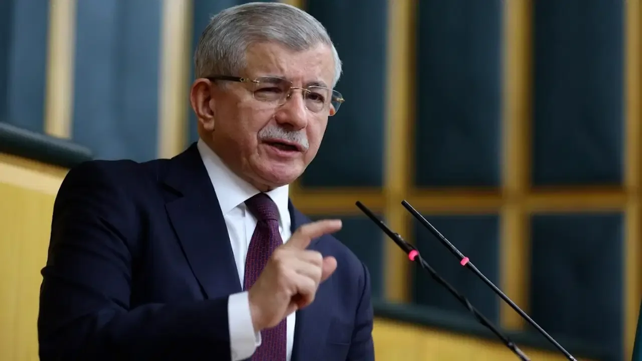Ahmet Davutoğlu’ndan İsrail’e Sert Tepki!