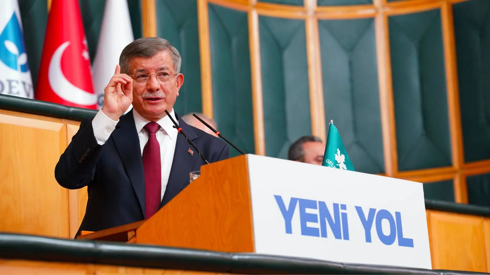 Ahmet Davutoğlu: Yeni Sistem Yozlaşmayı Tetikliyor!