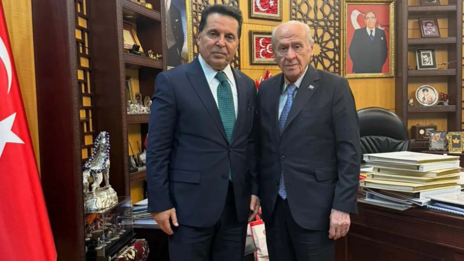 Ahmet Özer: Barış İçin Acil Yasal Adımlar Şart!