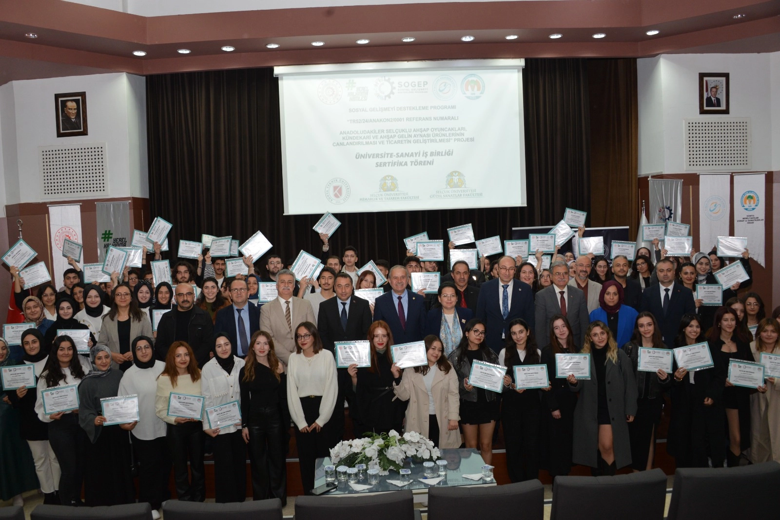 Ahşap Sanatları Eğitiminden 118 Kursiyere Sertifika!