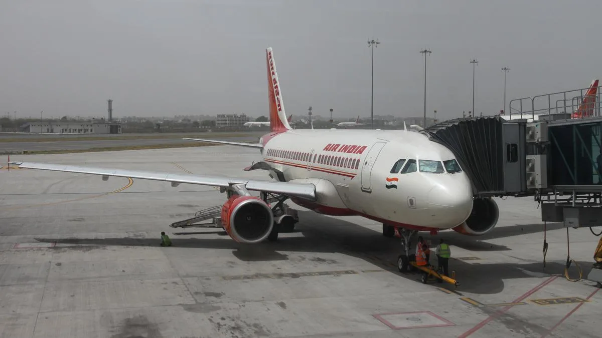 Air India Uçağında Güvenlik Alarmı: Acil İniş!