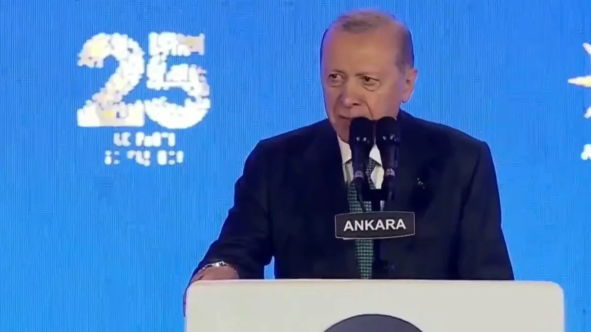 Cumhurbaşkanı Erdoğan 25. Yıl programında konuşuyor 3