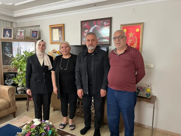 AK Parti, Anneler Günü’nde Şehit Annelerini Unutmadı