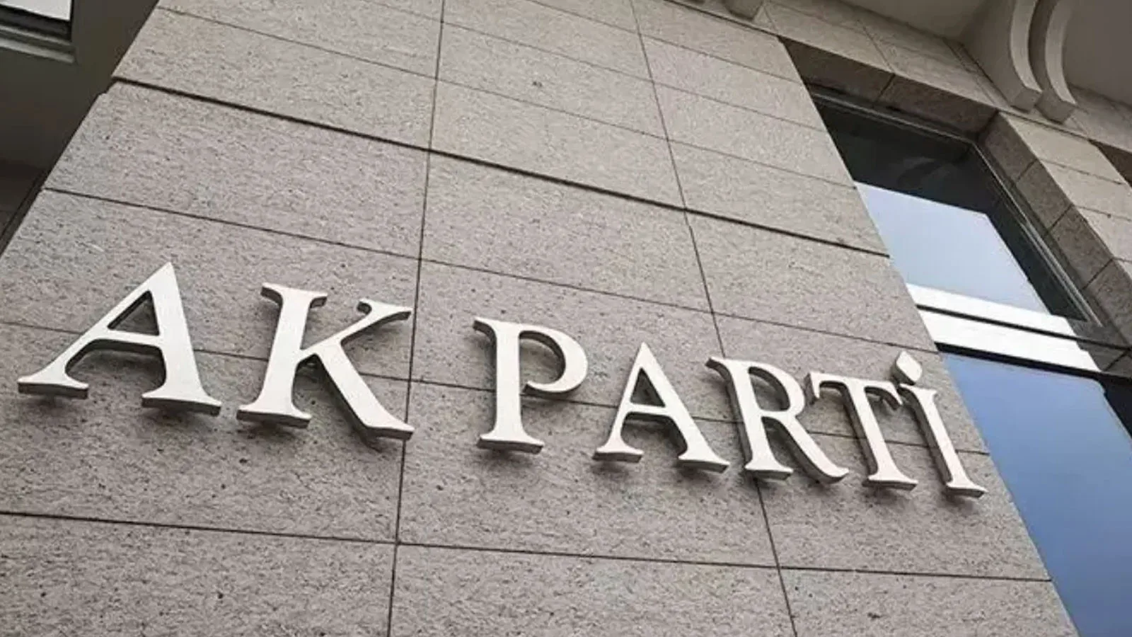 AK Parti’de 8 İlde Görev Değişikliği Yapıldı!