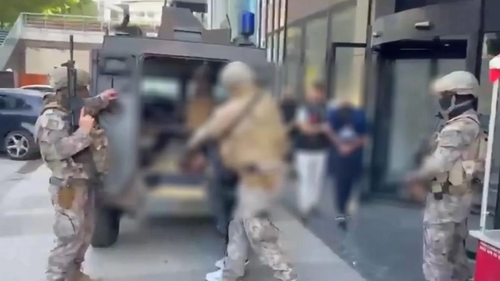 Akbaba Operasyonu: 18 Dolandırıcı Tutuklandı!