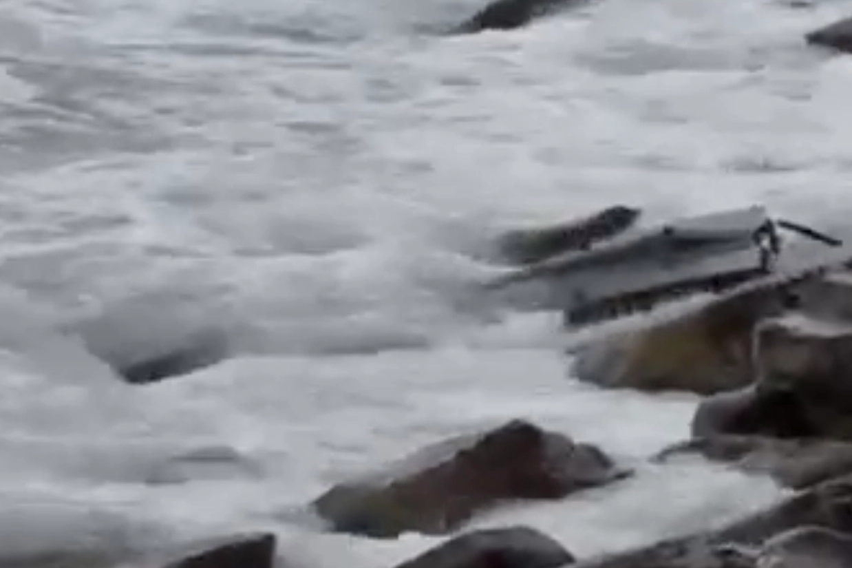 Akçakoca Plajı’nda Gizemli İHA Alarmı!
