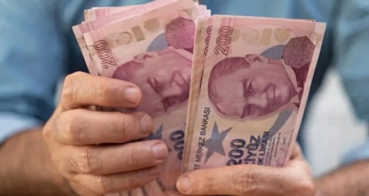 AKP’den Doğum İzni ve Sosyal Medya Düzenlemeleri
