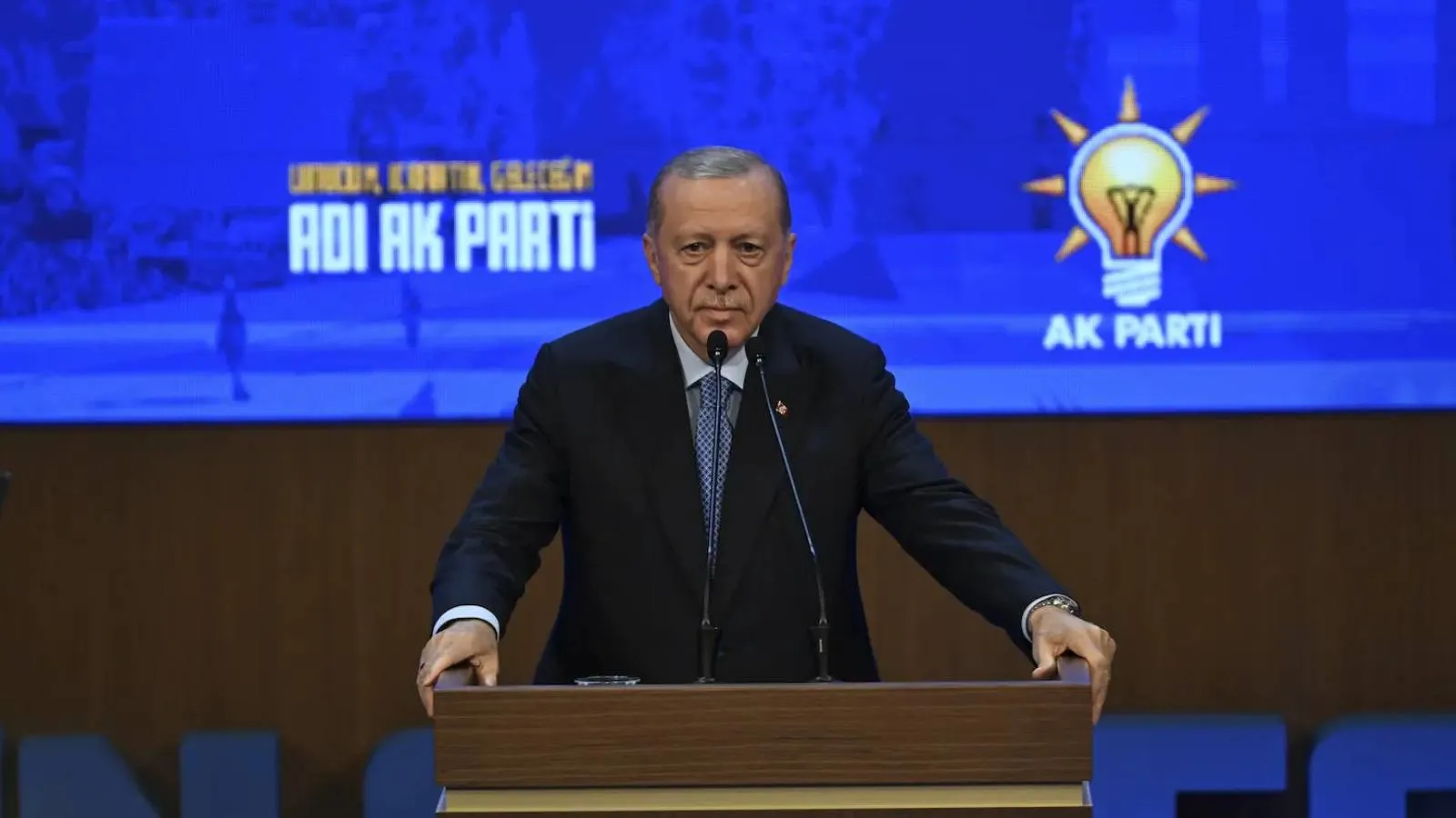 AKP Dönemi Sona Erdi: Rejim Değişimi Kapıda!