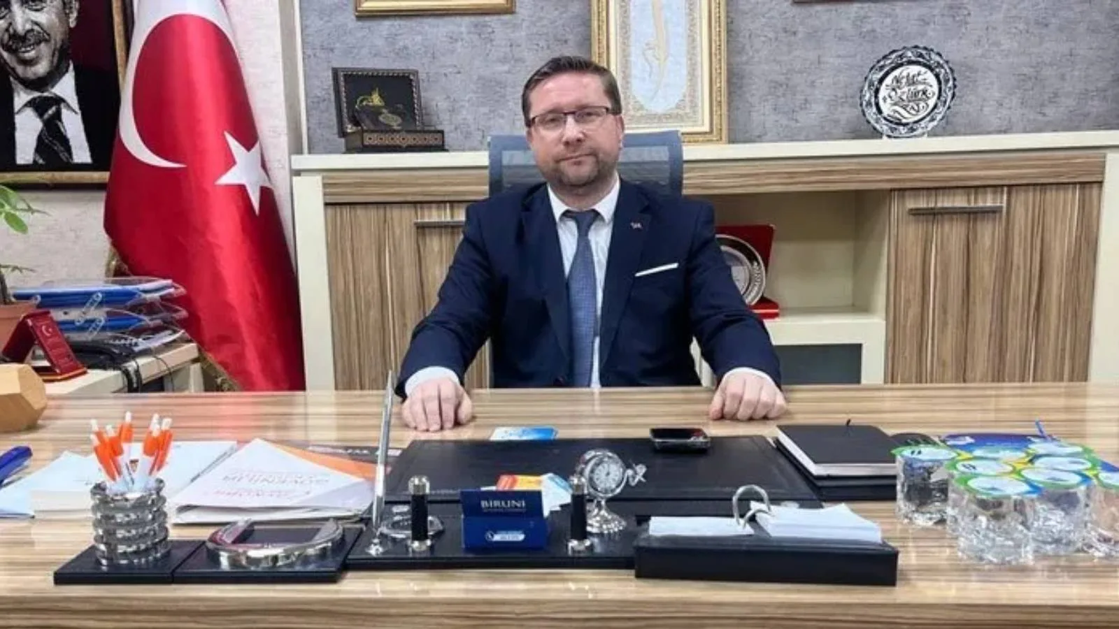 AKP Küçükçekmece Başkanı İstifa Etti!