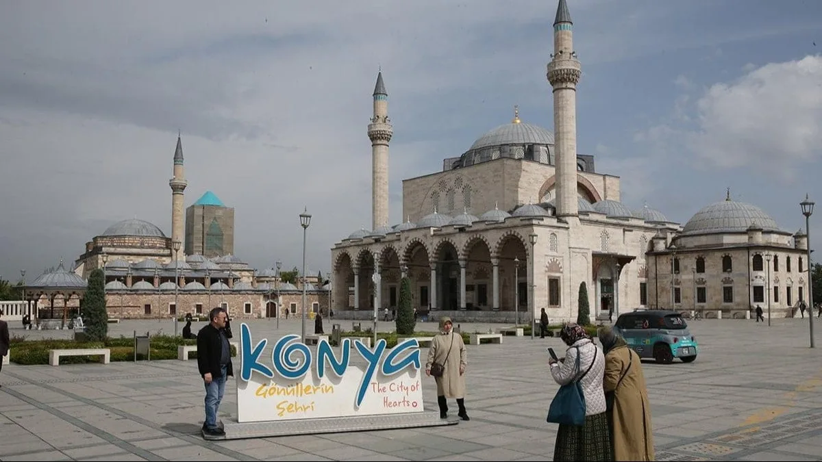 AKP’li Çalıştayda Cinsiyet Ayrımı Tepki Çekti!
