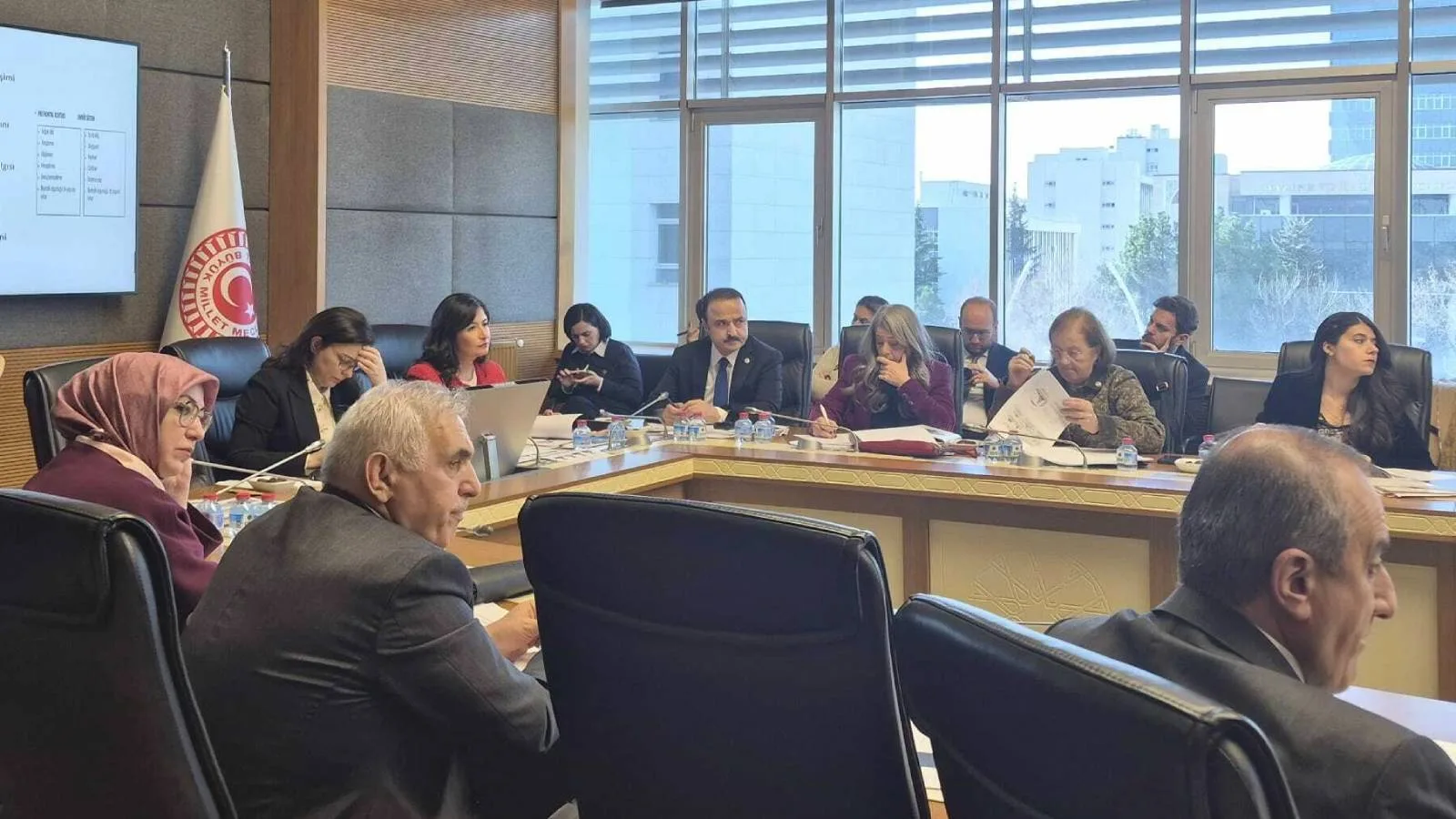 AKP’li Vekil’den LGBTİ Destekçilerine Suç Duyurusu