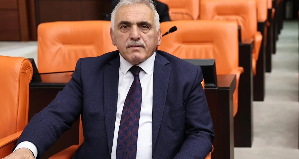 AKP’li Vekil ile Vatandaş Arasında Gergin Anlar!