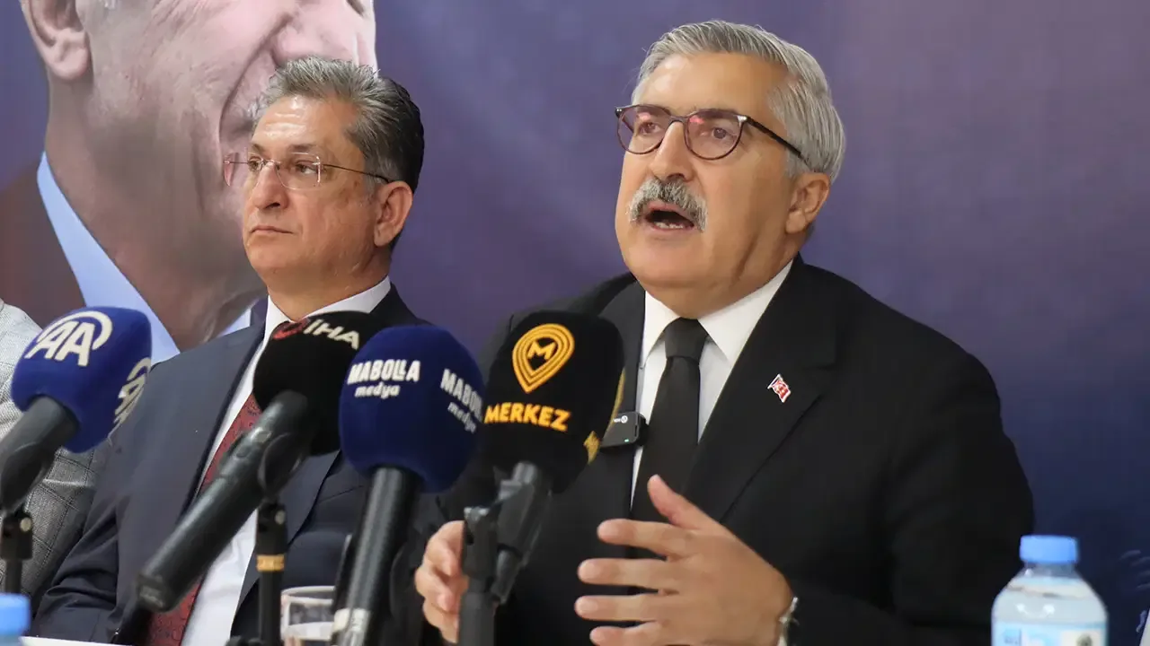AKP Muğla’da Türkiye Yüzyılı’nı Tartıştı