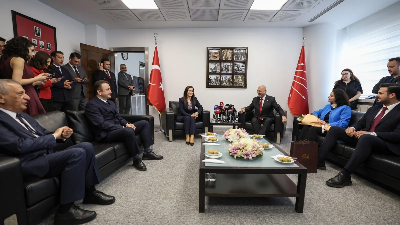 AKP ve CHP’den Bayramda Birlik Mesajı
