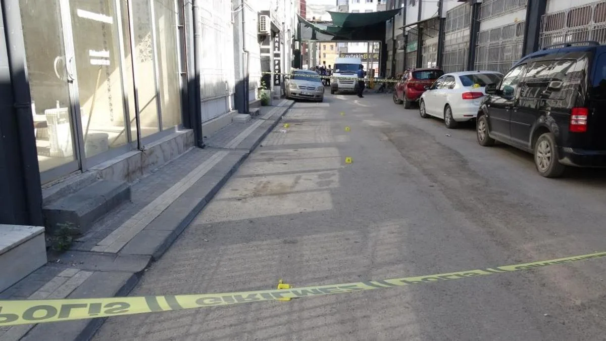 Alacak Verecek Meselesi Silahlı Kavgaya Dönüştü!