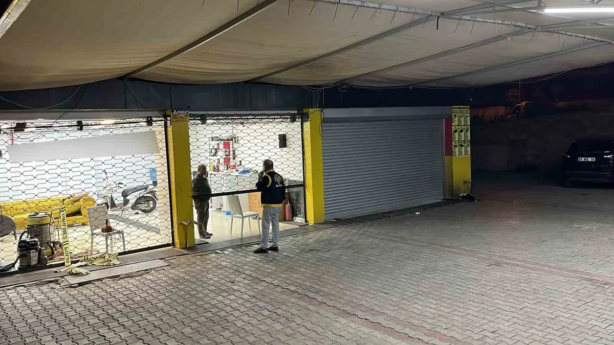 Alanya’da Oto Yıkamacıda Silahlı Kavga: 1 Ölü, 2 Yaralı