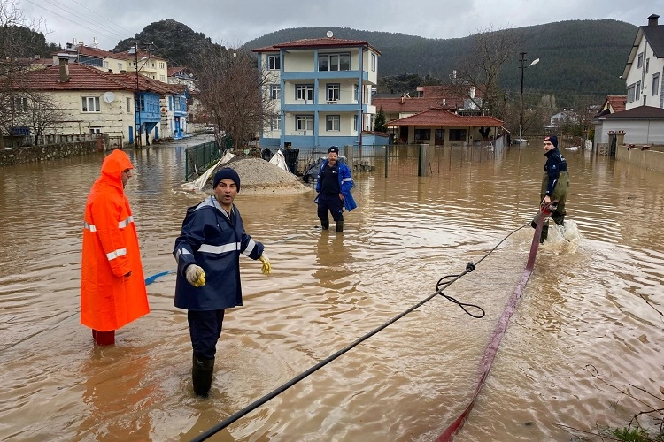 Alanya’da Yağışın İzleri Siliniyor!