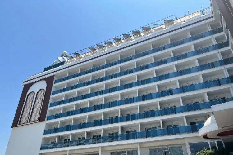 Alanya’daki 5 Yıldızlı Otelde Yangın Paniği!