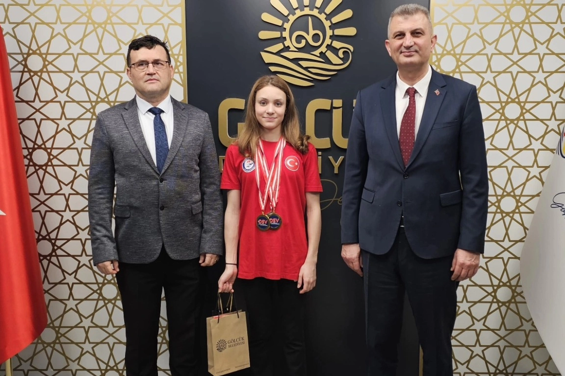 Alara Gökalp’tan Gölcük’e Altın Madalya Sevinci!
