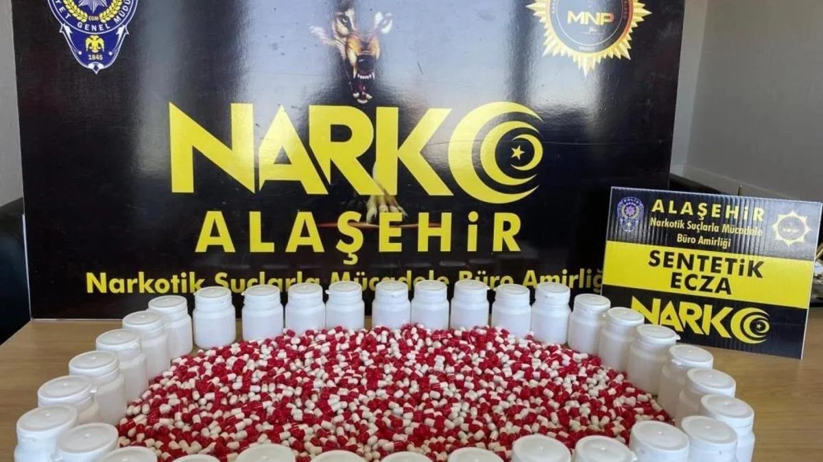Alaşehir’de Uyuşturucu Operasyonu: 1803 Hap Ele Geçirildi