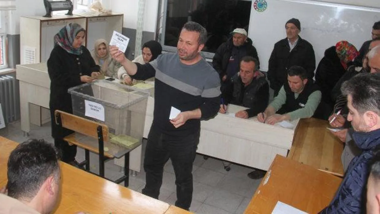 Ali Akkanat Mahallesi’nin İlk Muhtarı: İşlek!