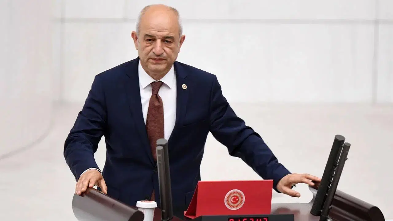 Ali Fazıl Kasap İstifa Etti, Yeni Yol 20 Vekile Ulaştı