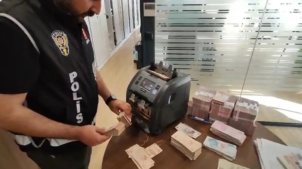 Alihan Kuriş’in yapılanması deşifre oldu: Milyarlar, şifreli çantalar ve “Ulaklar” 6