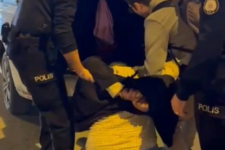 Alkol Etkisindeki Şahıs Polislere Saldırdı!