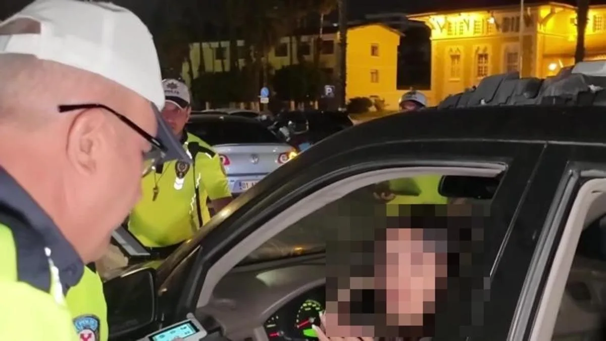 Alkol Testinden Kaçan Kadın Polisi Çarptı!