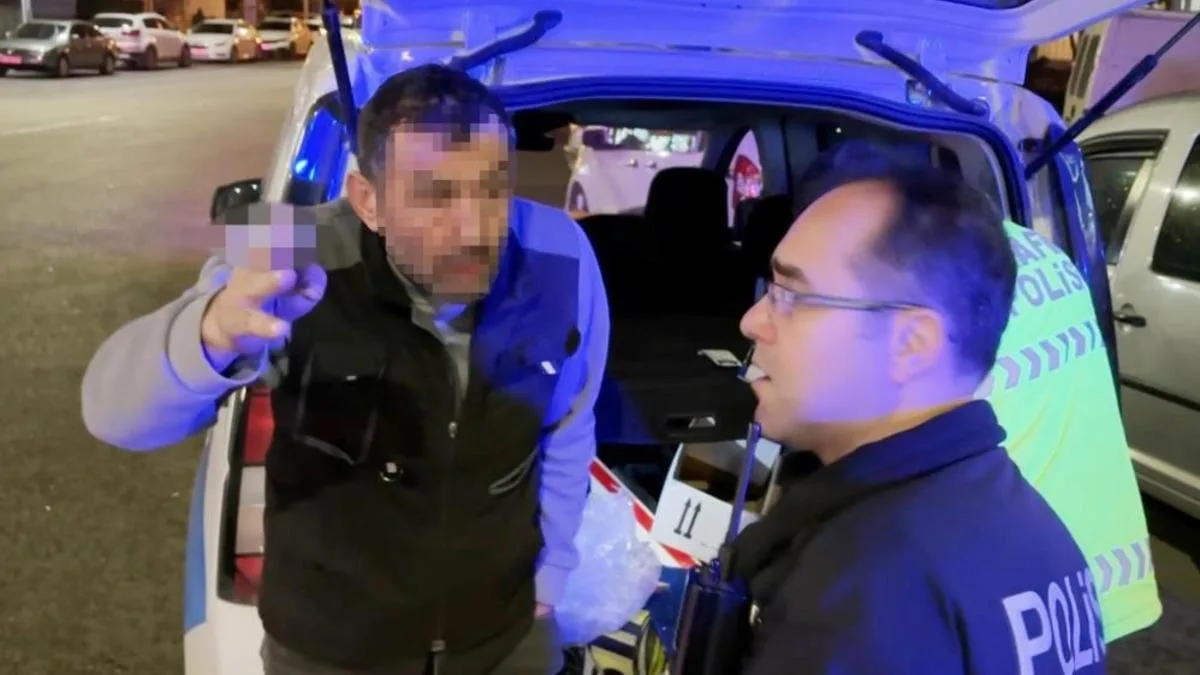 Alkolle Araç Kullanan Sürücü Kaza Yaptı!