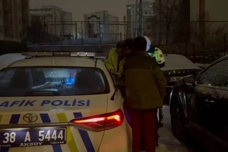 Alkollü Sürücü Driftle Kaçmaya Çalıştı!