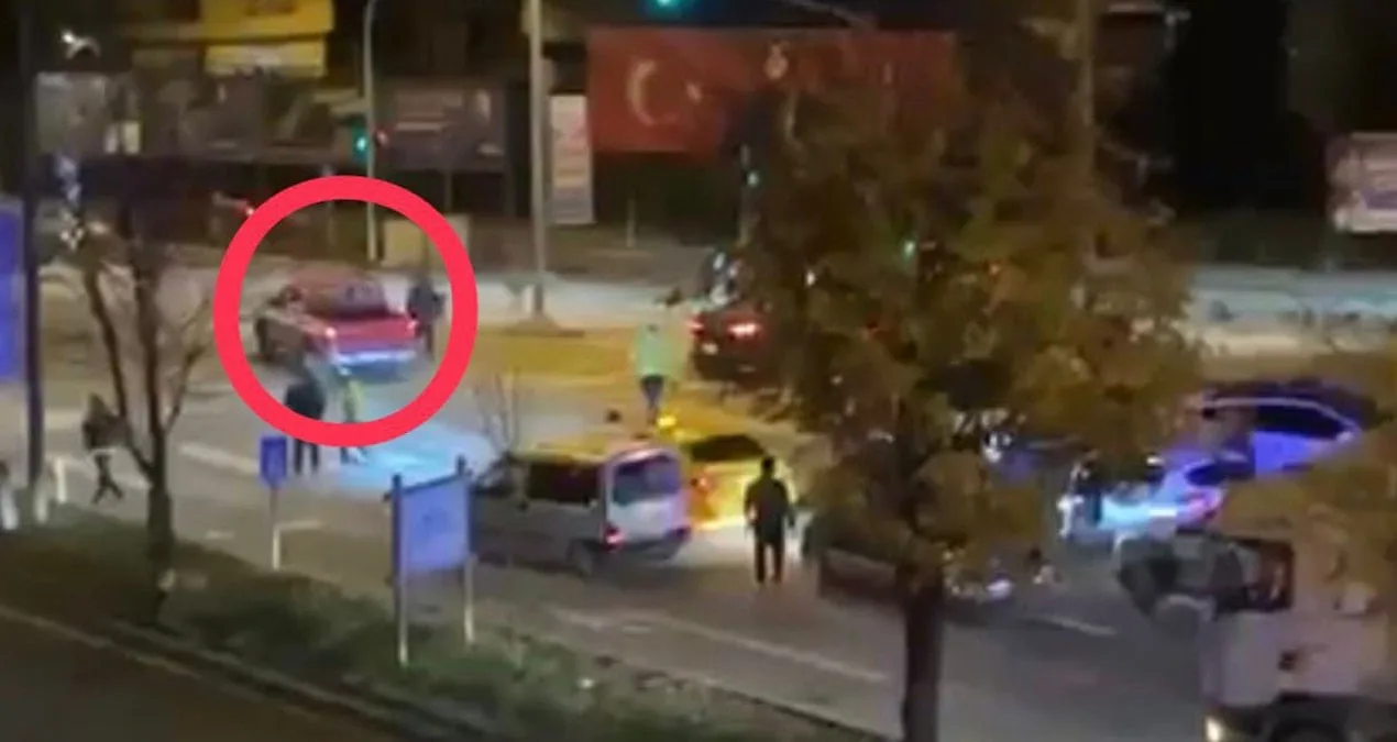 Alkollü Sürücü Kaçarken Polisle Çarpıştı!