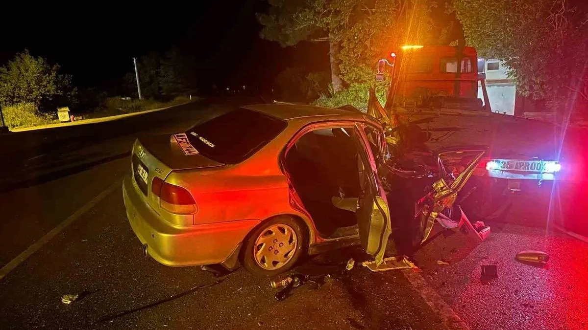Alkollü sürücü kaza yaptı: 4 yaralı!