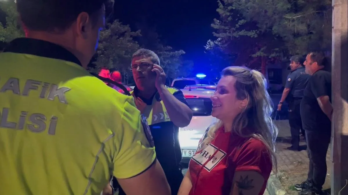 Alkollü Sürücü Kazadan Sonra Rahat Tavırlar Sergiledi