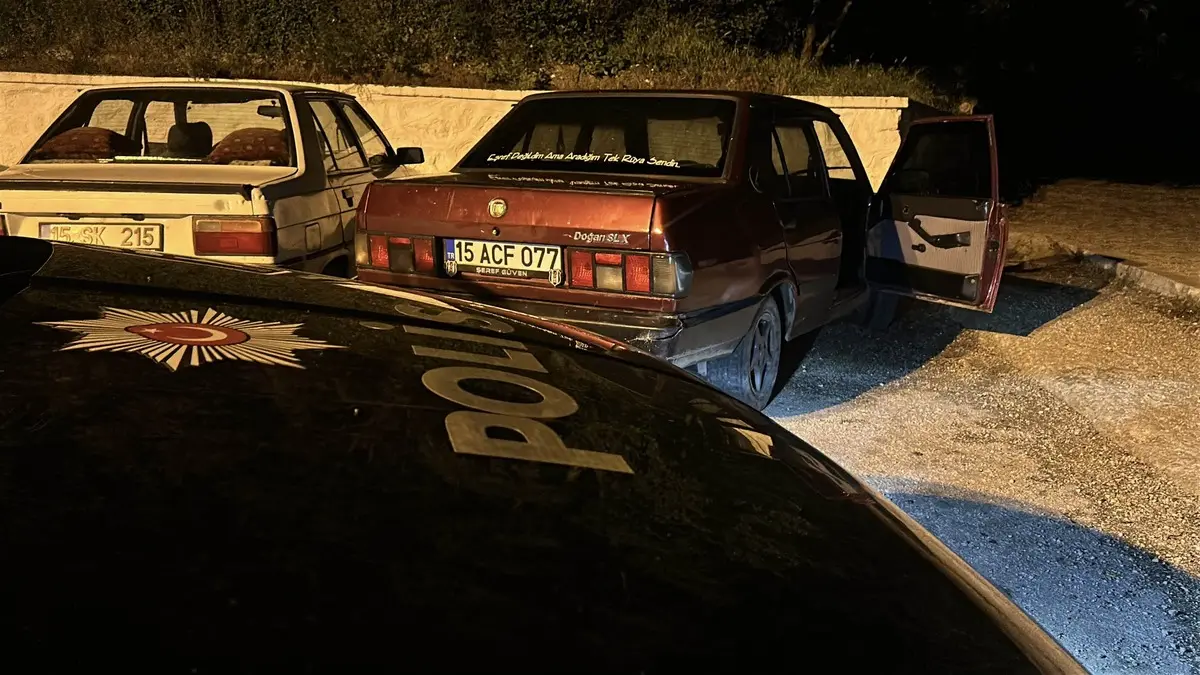 Yedikleri cezaya inanamadılar! Toplamak için 3 kişi hesap makinesi kullandı 2