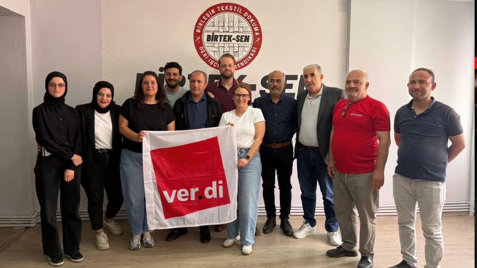 Alman Siyasetçilerden BİRTEK-SEN’e Destek Ziyareti