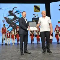 1783695671<em>866</em>Altin-Karagozde-kulturlerin-bulusmasi-suruyor.jpeg