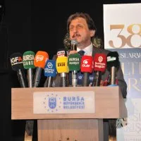 1783463131<em>701</em>Altin-Karagoze-gorkemli-acilis.jpeg