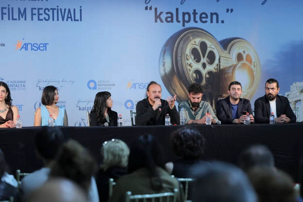 Altın Portakal’da Hayatta Kalma Hikayeleri