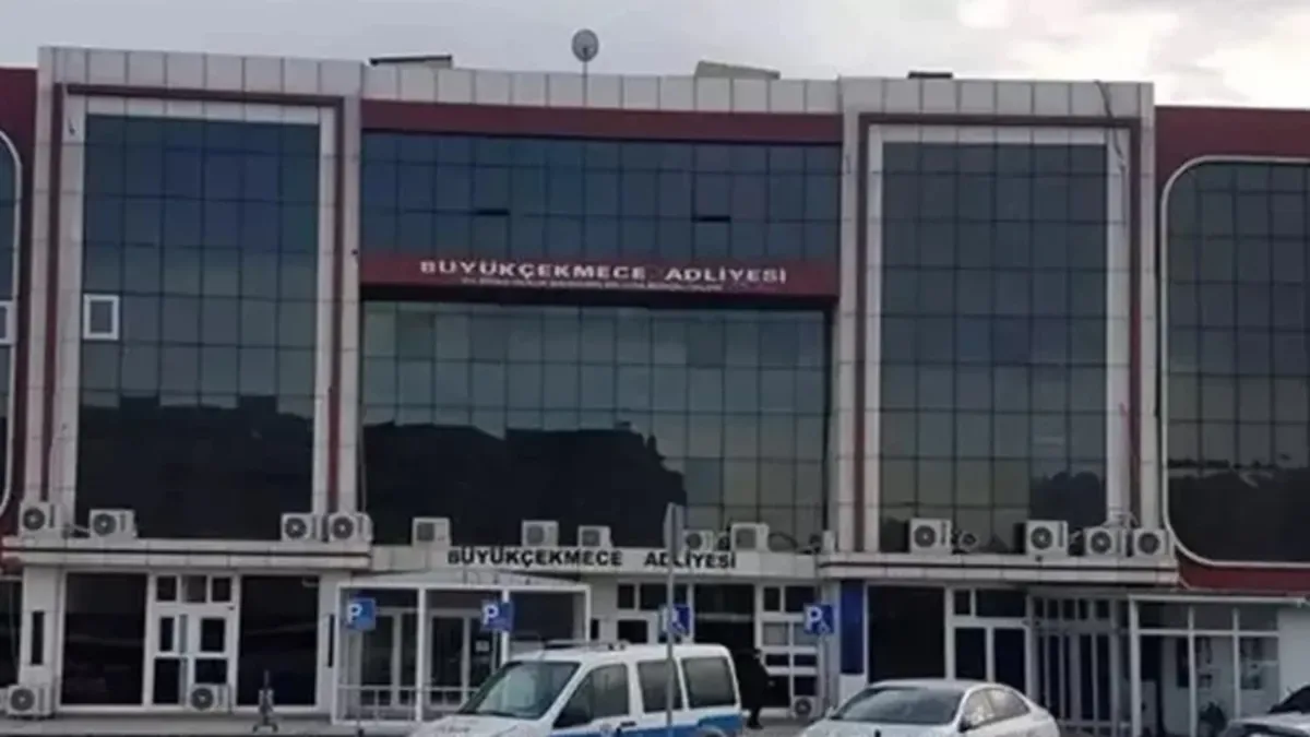 Altınları Çalan Katip: O Anlar Kamerada!