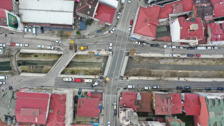 Altınordu’da Modern Bülbül Deresi Köprüsü Açıldı
