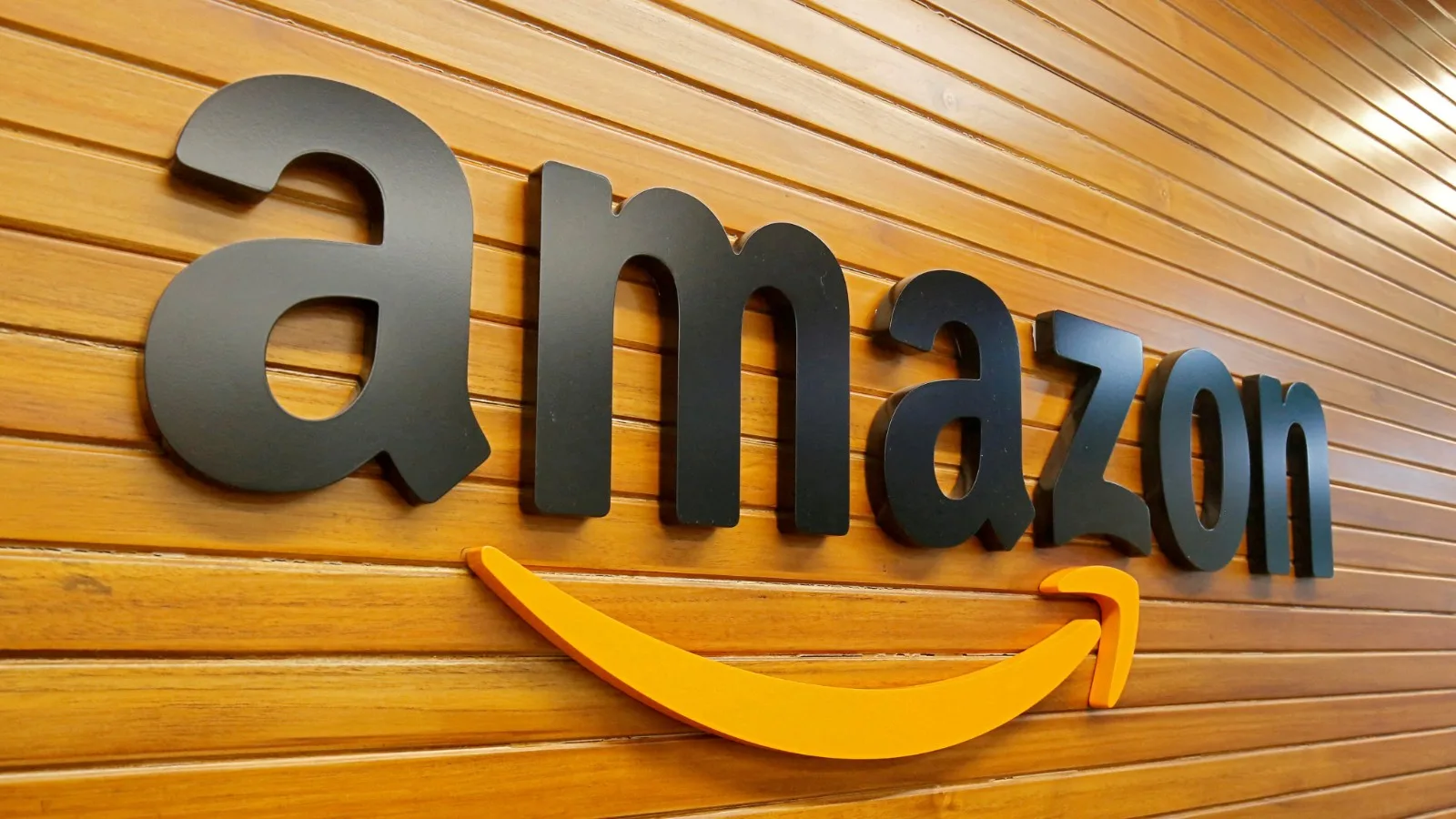 Amazon, İngiltere’ye 40 Milyar Sterlin Yatırım Yapacak!