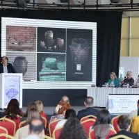 Anadolu’nun seramik kültürü Bursa’da konuşuldu Anadolu’nun seramik kültürü Bursa’da konuşuldu